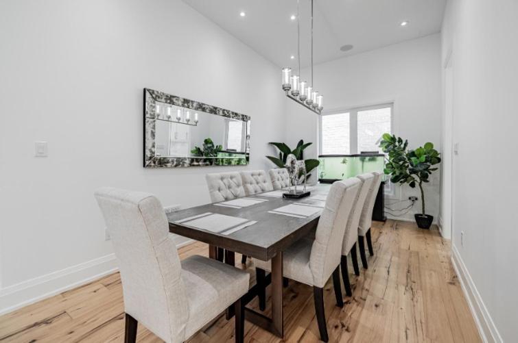 Executive Room In Toronto Next To Yorkdale Shopping Centre Extérieur photo